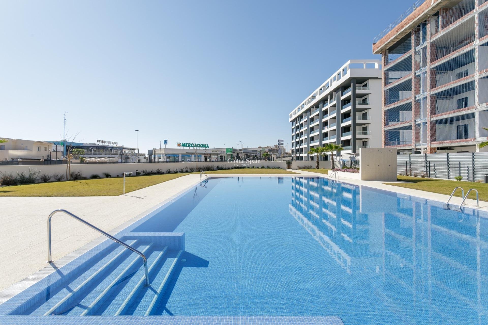 New Build - APARTMENT -
TORREVIEJA - Torreblanca
