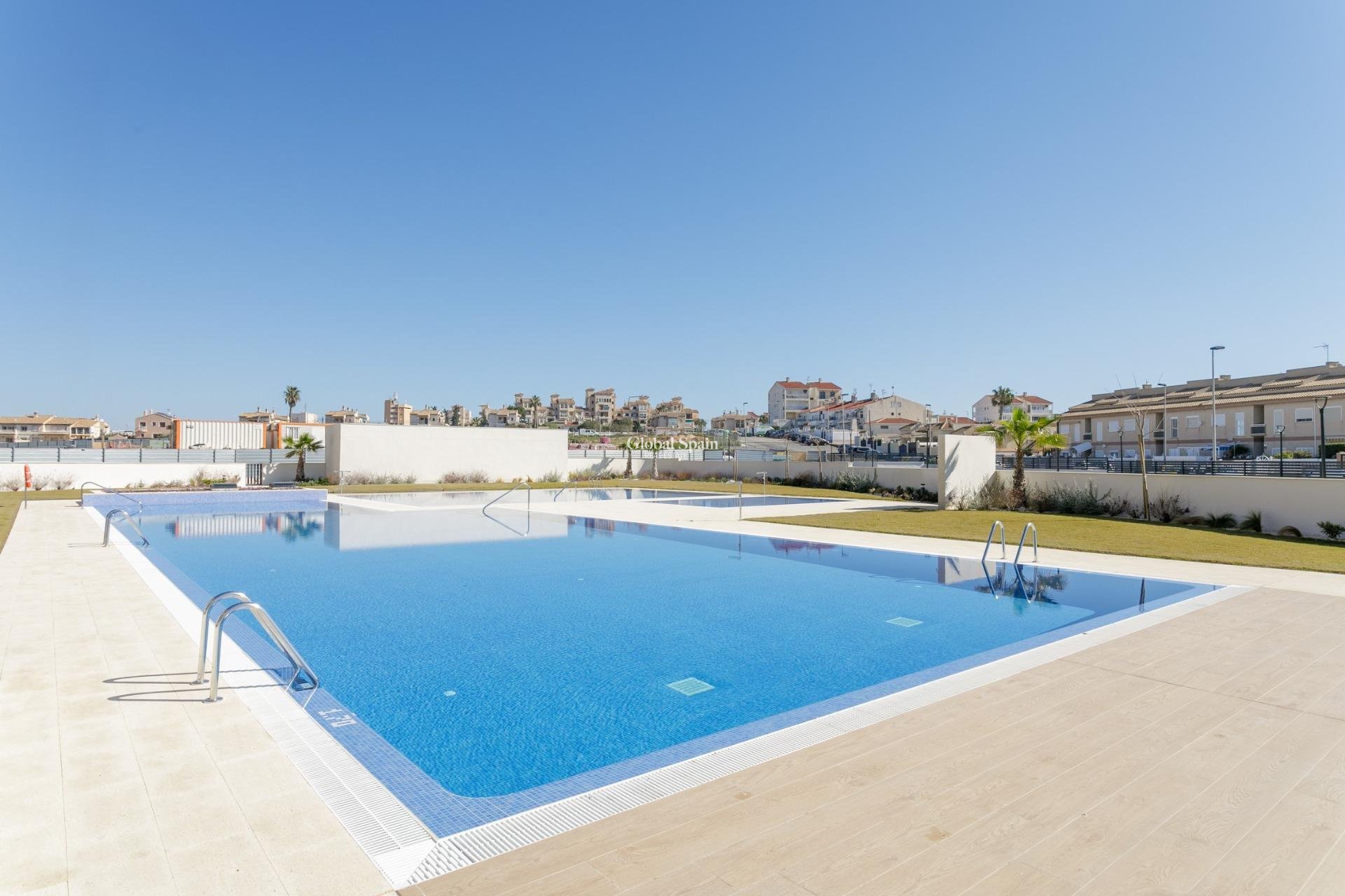 New Build - APARTMENT -
TORREVIEJA - Torreblanca