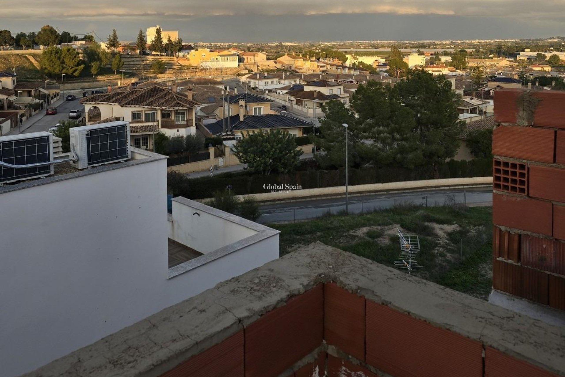 New Build - HOUSE -
BIGASTRO