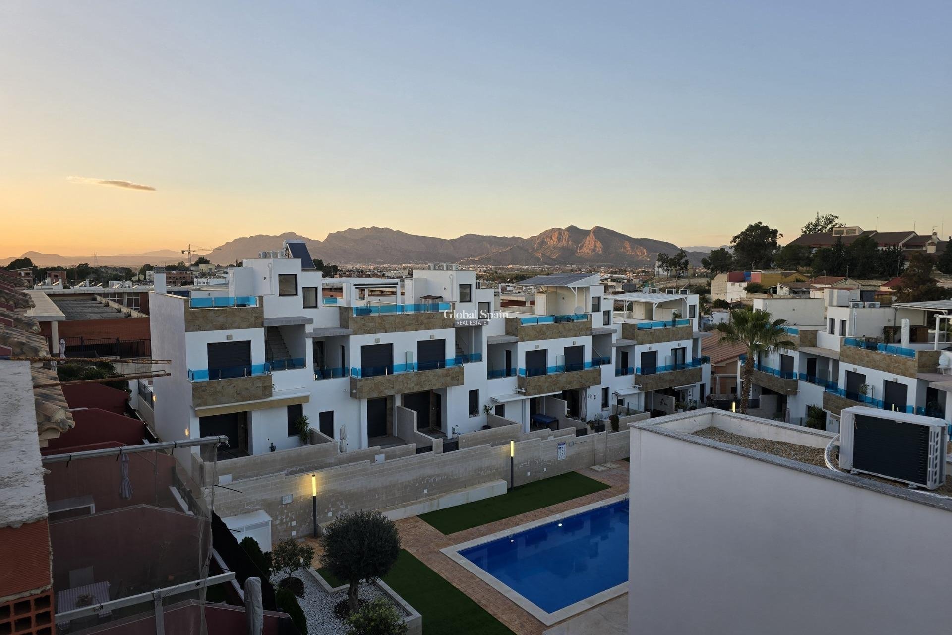 New Build - HOUSE -
BIGASTRO