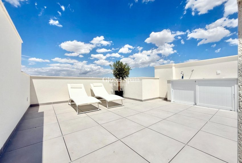 New Build - House -
COX - San Fernando