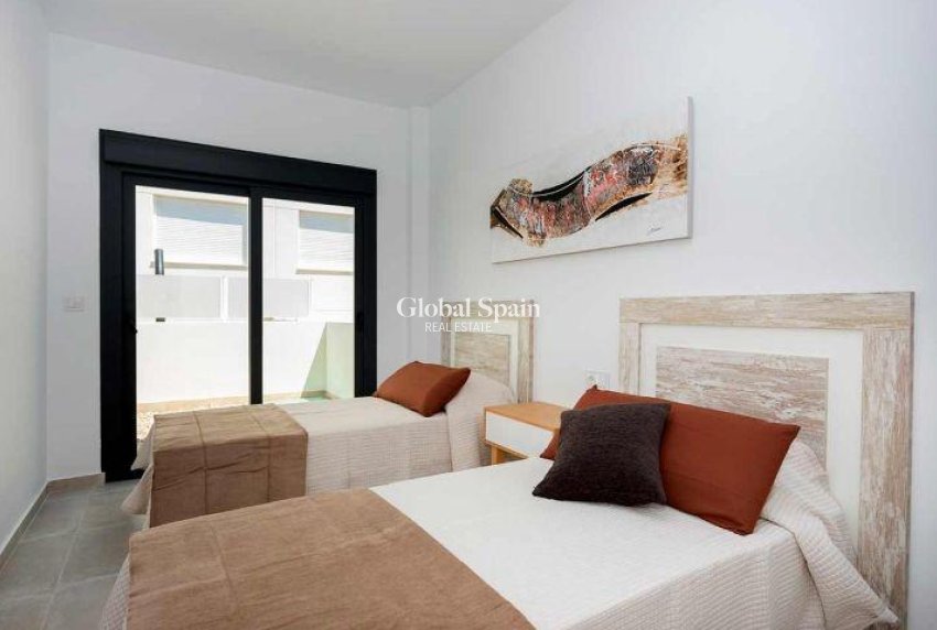 New Build - HOUSE -
DAYA NUEVA - CENTRO