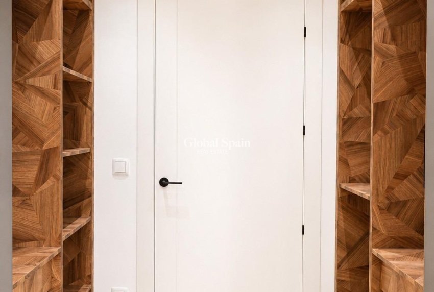 New Build - HOUSE -
DOLORES