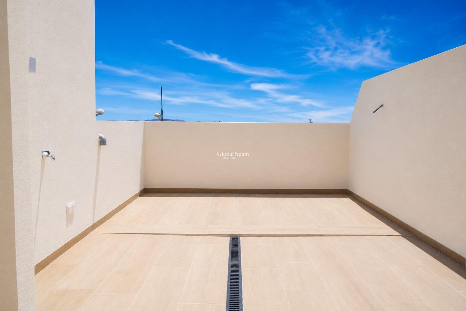 New Build - HOUSE -
DOLORES