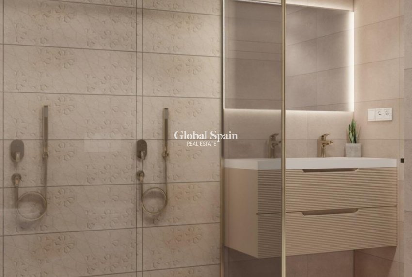 New Build - HOUSE -
LA NUCÍA - Nou Espai