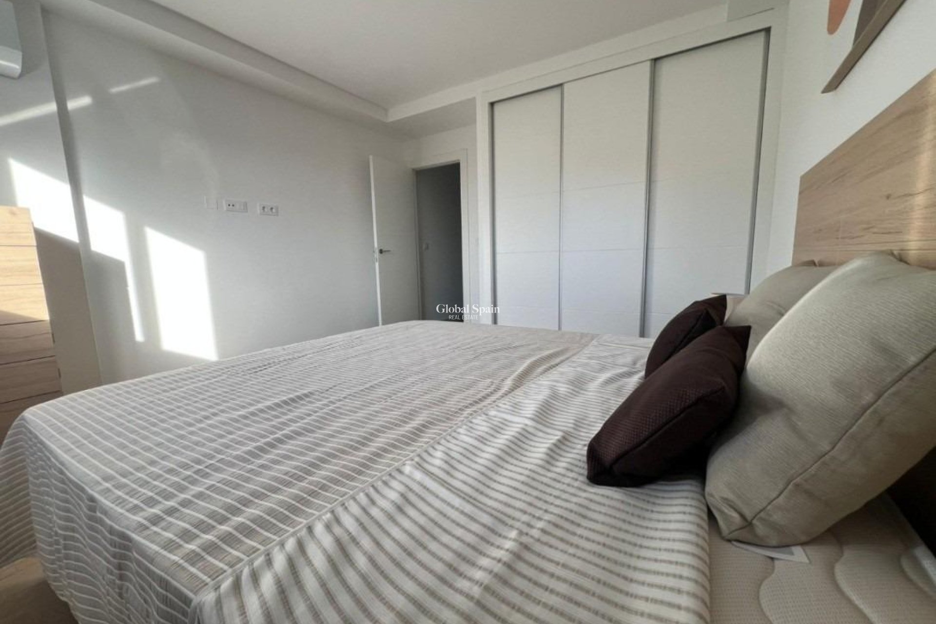 New Build - HOUSE -
LA UNIÓN - centro