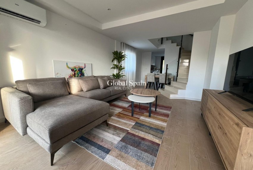 New Build - HOUSE -
LA UNIÓN - centro