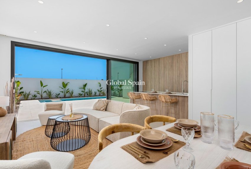 New Build - House -
LOS ALCÁZARES