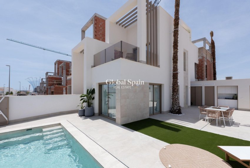 New Build - HOUSE -
LOS ALCÁZARES