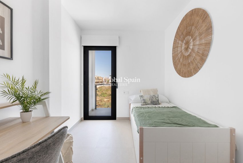 New Build - HOUSE -
RAFAL