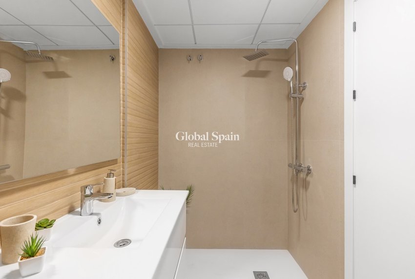 New Build - HOUSE -
RAFAL