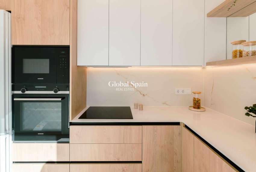 New Build - House -
ROJALES - Doña Pepa