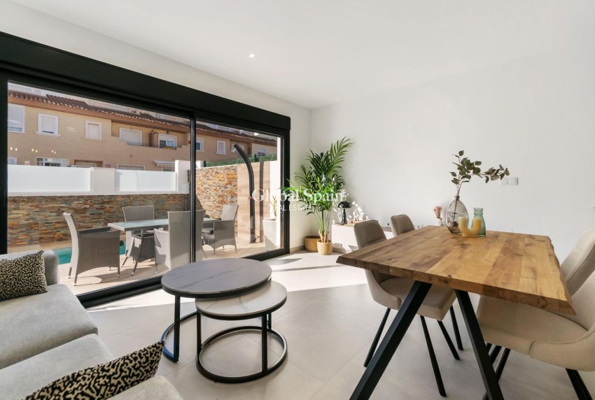 New Build - HOUSE -
SAN PEDRO DEL PINATAR - Polideportivo