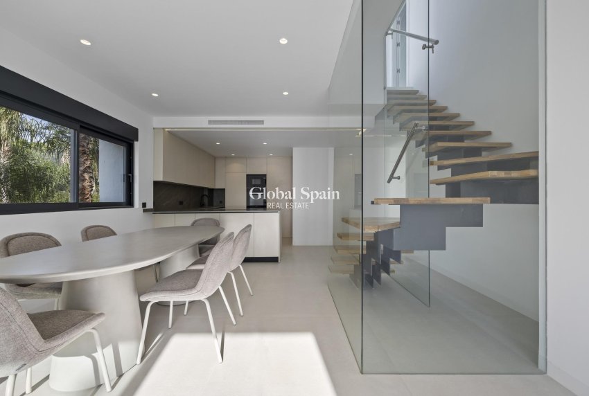 New Build - PENTHOUSE -
ESTEPONA - El Paraíso