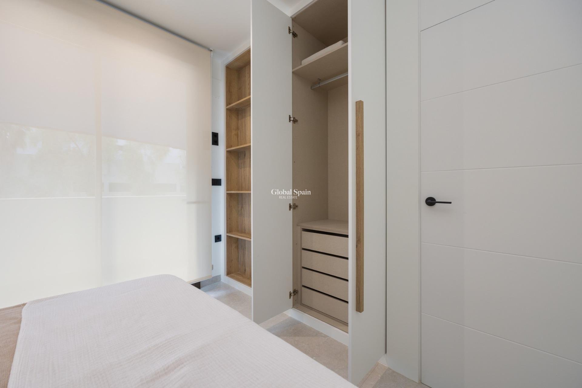 New Build - PENTHOUSE -
GUARDAMAR DEL SEGURA - Avda del Puerto