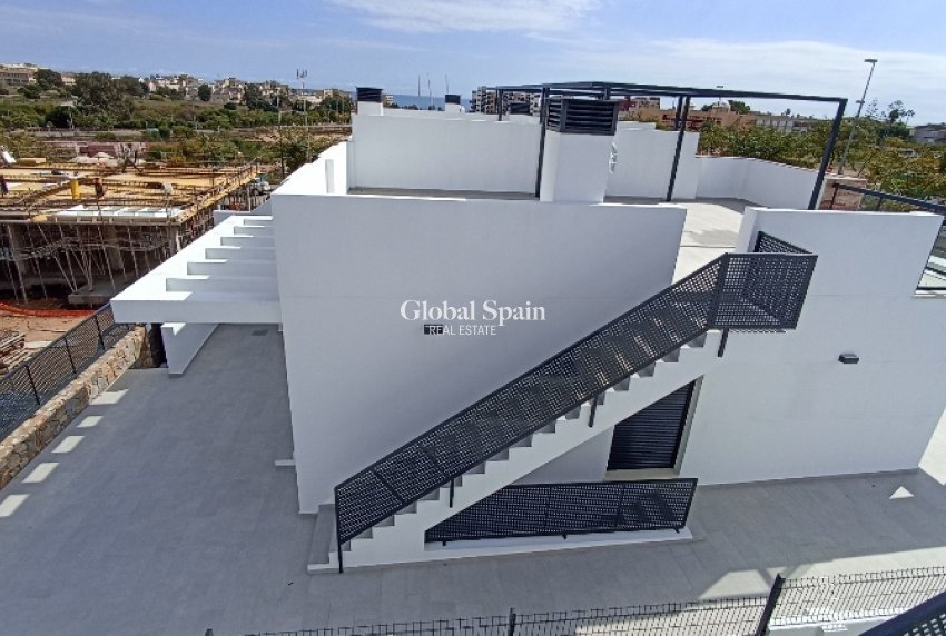 New Build - Penthouse -
MIL PALMERAS 