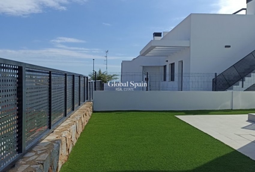 New Build - Penthouse -
MIL PALMERAS 