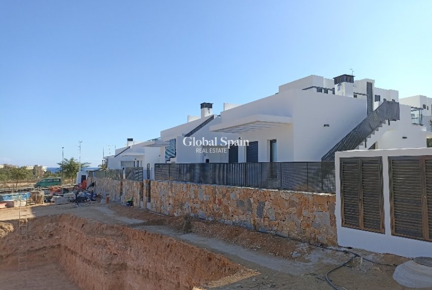 New Build - Penthouse -
MIL PALMERAS 