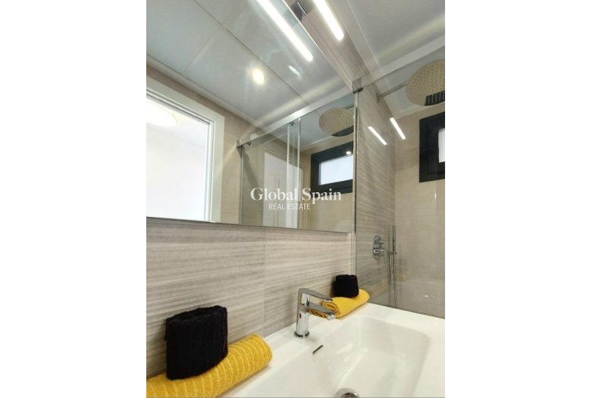 New Build - Penthouse -
SAN MIGUEL DE SALINAS - Pueblo