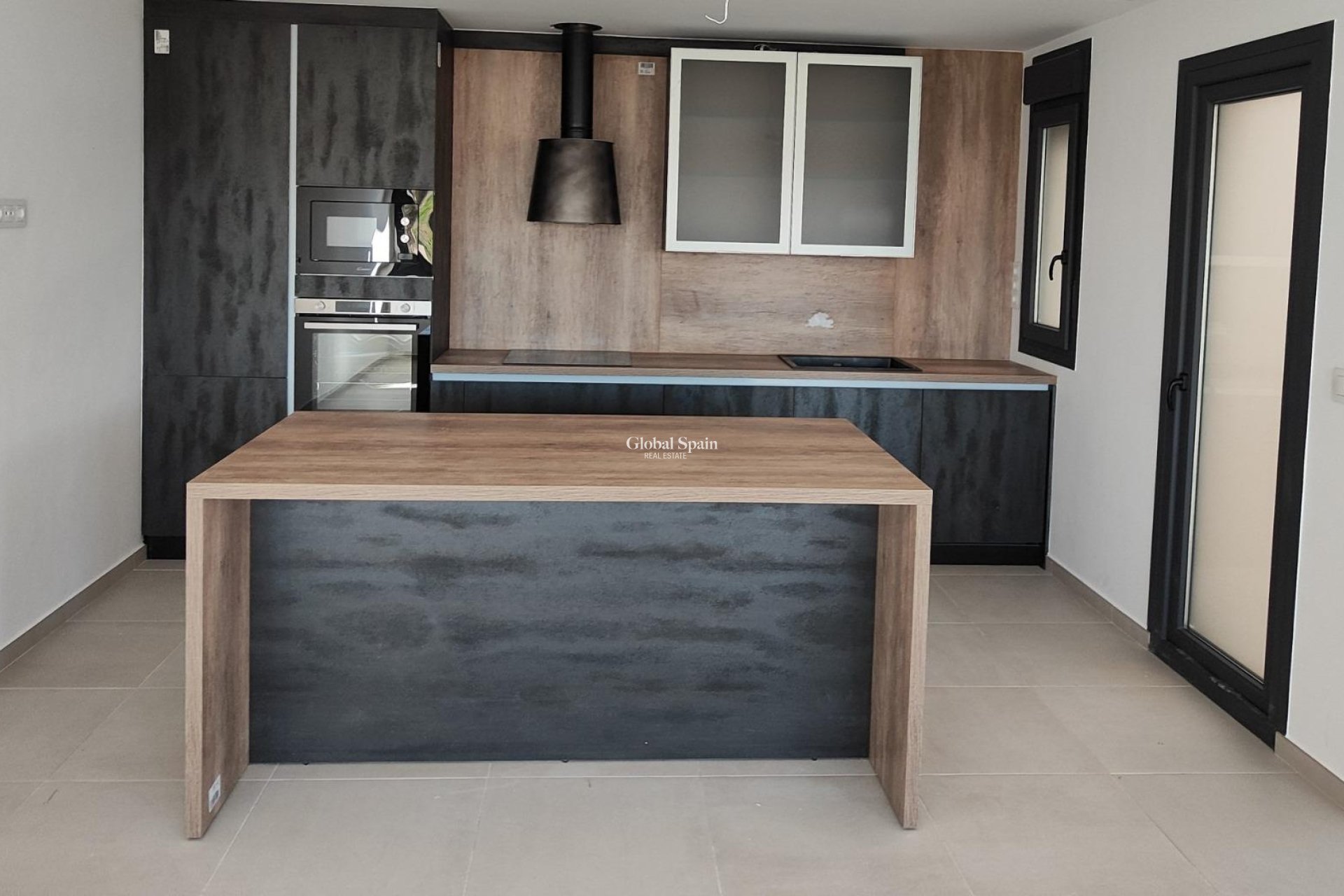 New Build - PENTHOUSE -
TORRE PACHECO - Centro