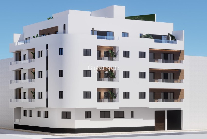 New Build - PENTHOUSE -
TORREVIEJA - pueblo