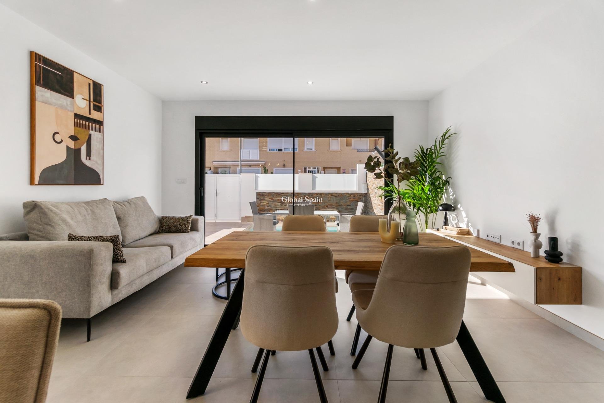 New Build - Semidetached -
SAN PEDRO DEL PINATAR - Polideportivo