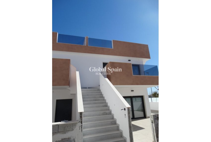 New Build - Top Floor Bungalow -
PILAR DE LA HORADADA - pueblo