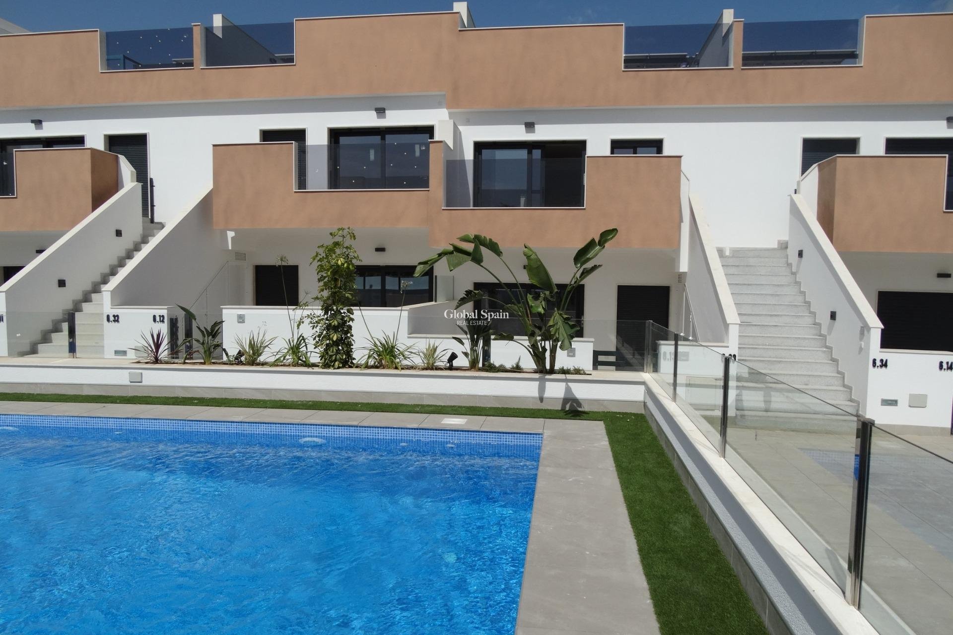 New Build - Top Floor Bungalow -
PILAR DE LA HORADADA - pueblo
