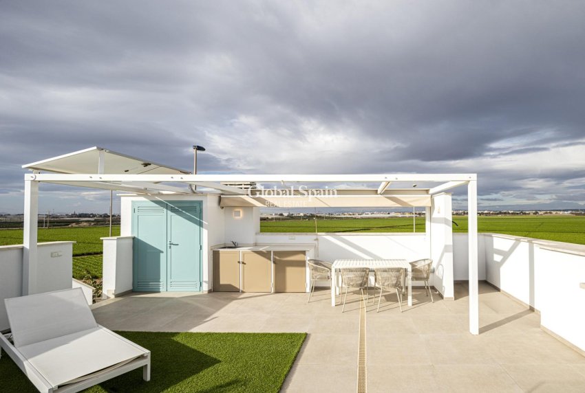 New Build - Top Floor Bungalow -
PILAR DE LA HORADADA - Torre de la Horadada