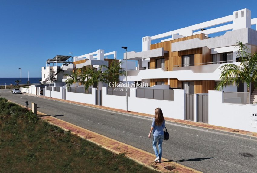 New Build - Top Floor Bungalow -
PUERTO DE MAZARRÓN - Playa Negra
