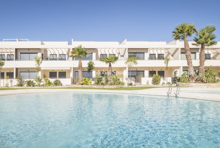 New Build - Top Floor Bungalow -
TORREVIEJA - Villa Amalia