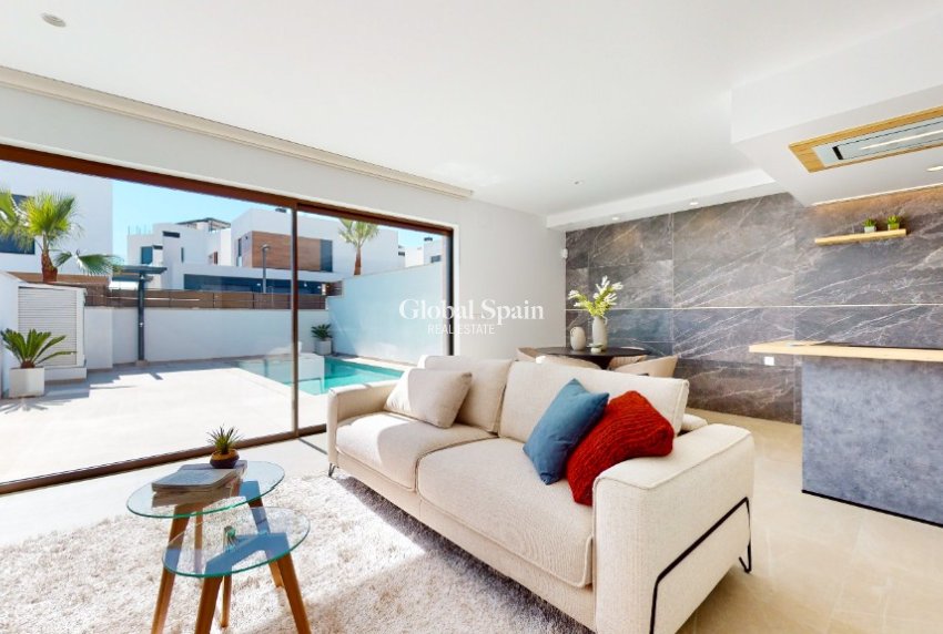 New Build - Villa -
ALGORFA - LA FINCA GOLF / ALGORFA