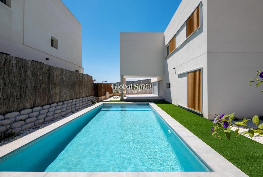 New Build - VILLA -
ALGORFA - LA FINCA GOLF / ALGORFA