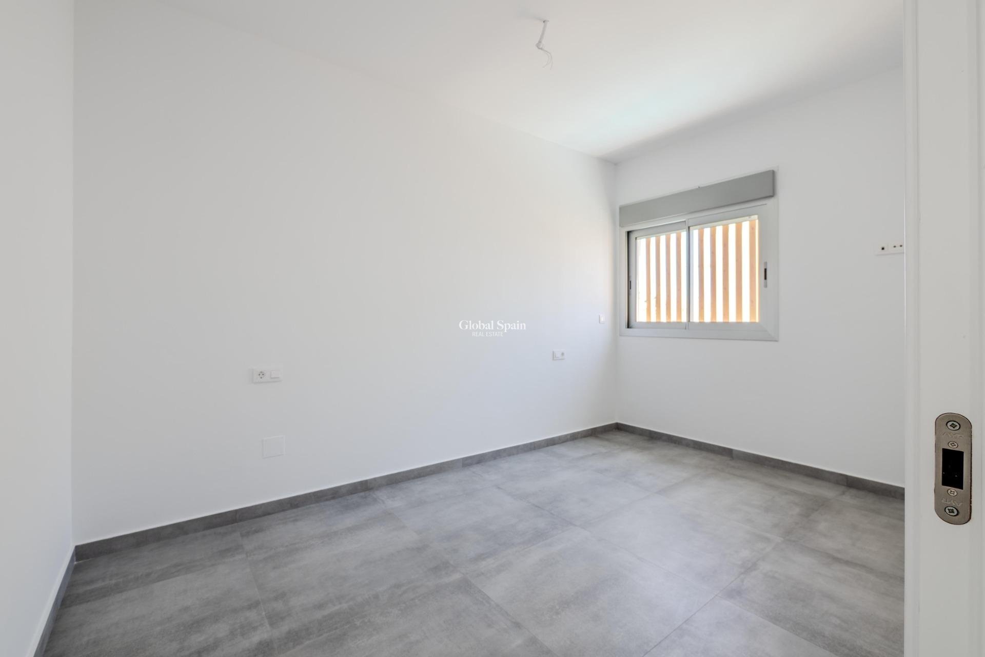 New Build - VILLA -
ALGORFA - LA FINCA GOLF / ALGORFA