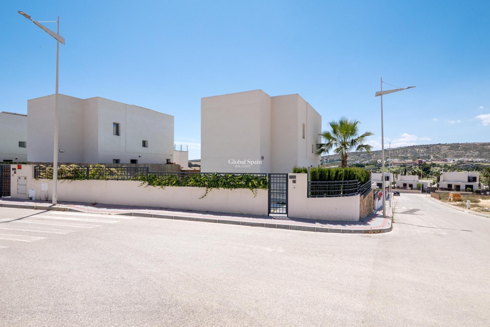 New Build - VILLA -
ALGORFA - LA FINCA GOLF / ALGORFA