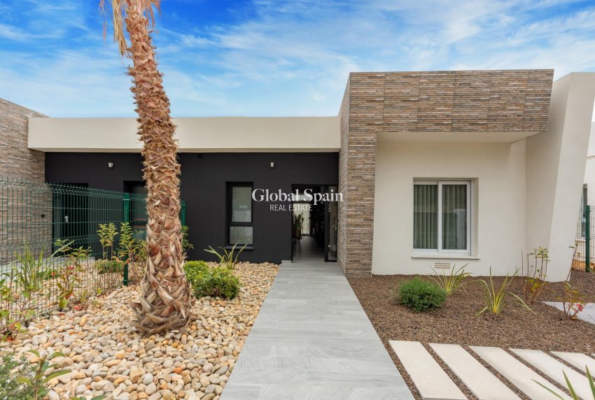 New Build - VILLA -
ALGORFA - LA FINCA GOLF / ALGORFA