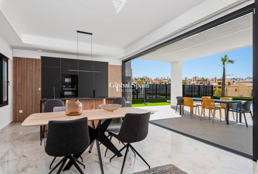 New Build - VILLA -
ALGORFA