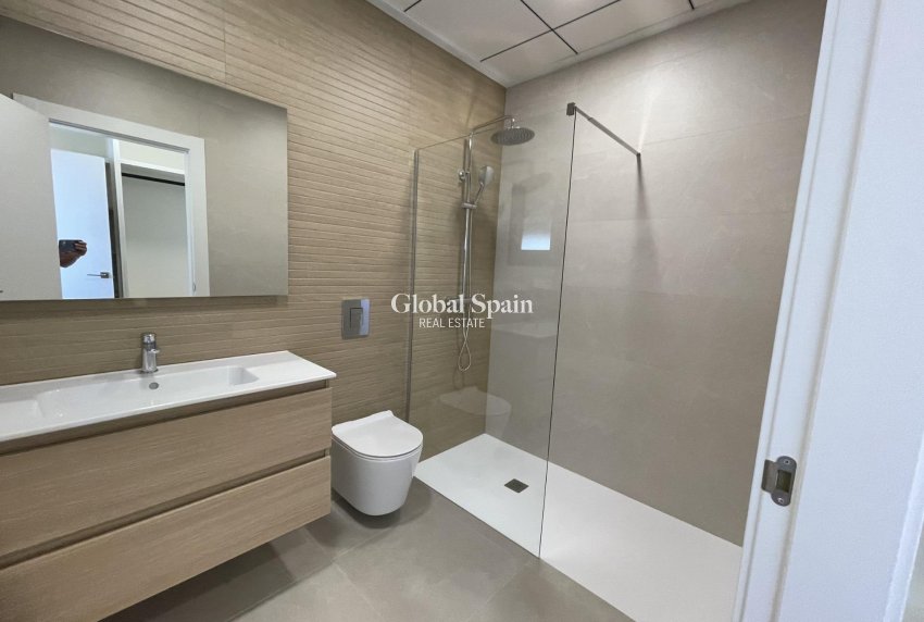 New Build - VILLA -
ALMORADÍ - Heredades