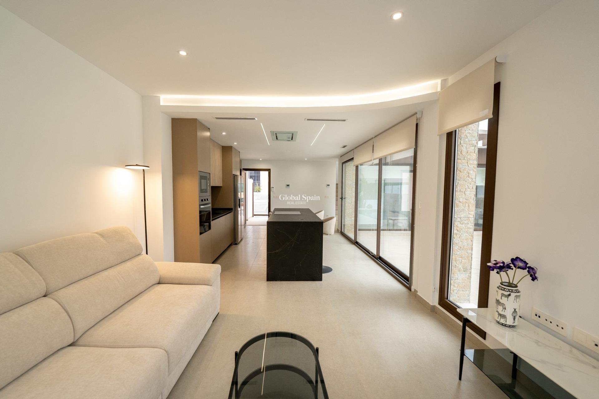 New Build - VILLA -
ALMORADÍ