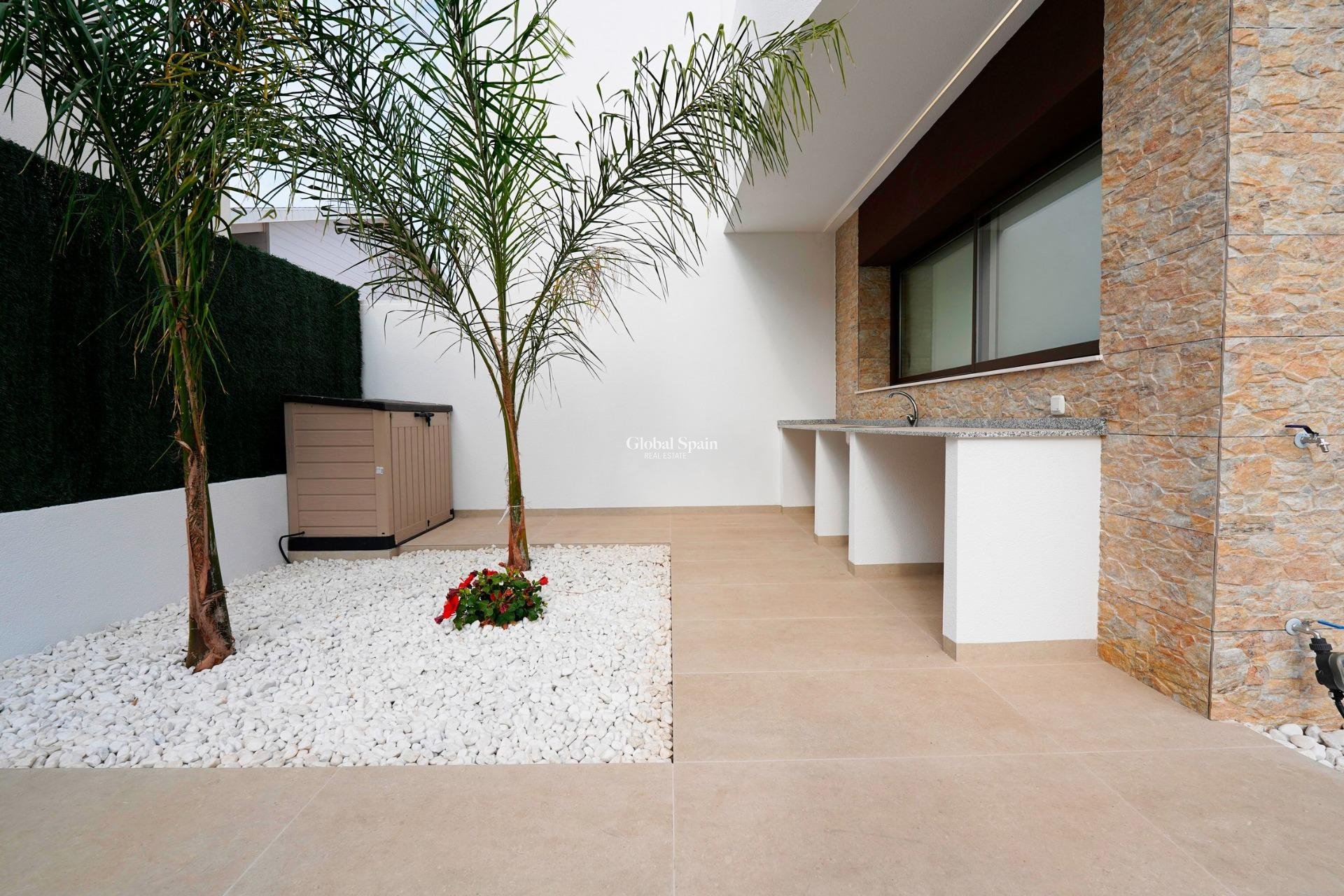 New Build - Villa -
ALMORADÍ