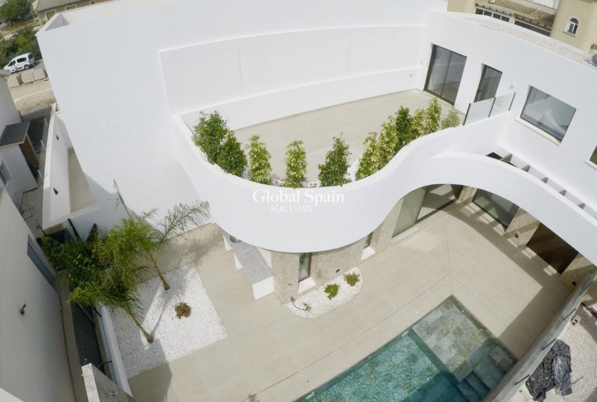 New Build - Villa -
ALMORADÍ