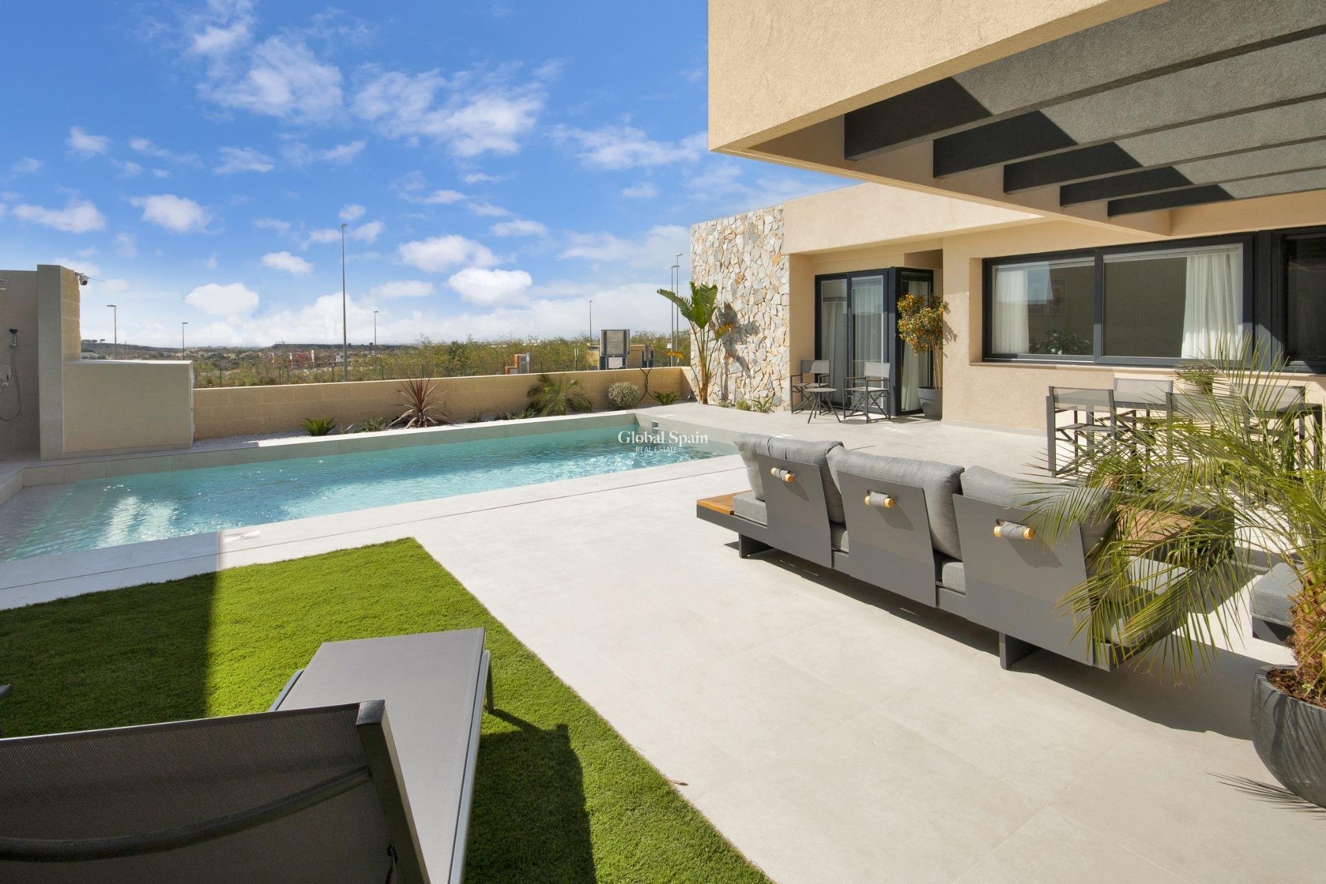 New Build - VILLA -
BAÑOS Y MENDIGO - Altaona Golf