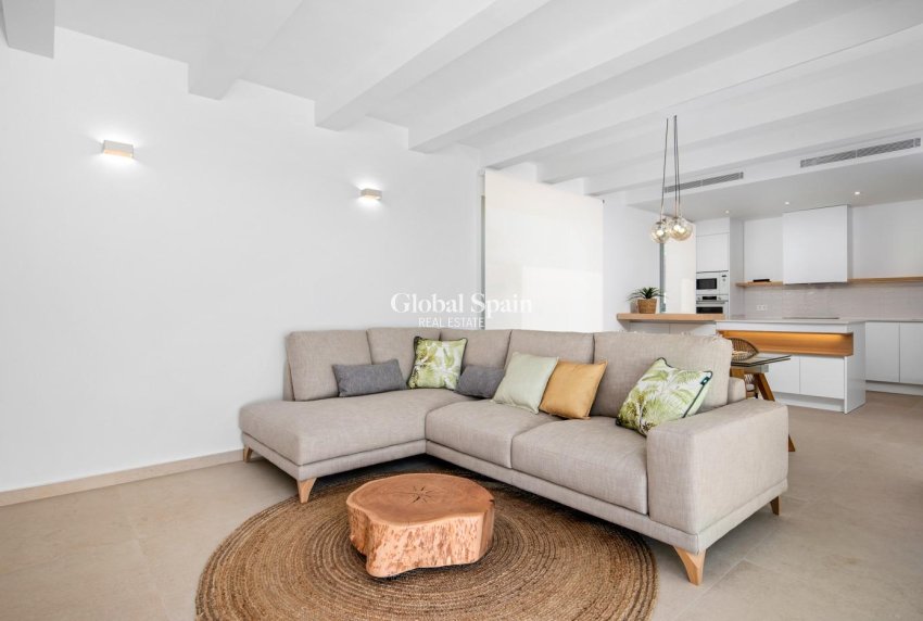 New Build - Villa -
BENIJÓFAR - Center