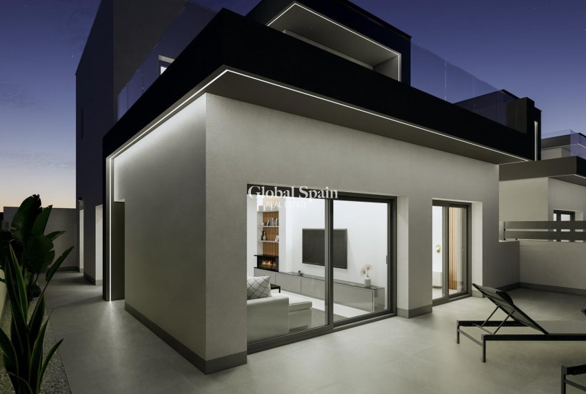New Build - VILLA -
BENIJÓFAR - Pueblo