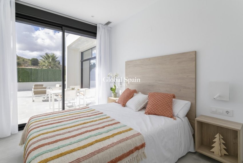 New Build - VILLA -
CALASPARRA - Coto riñales
