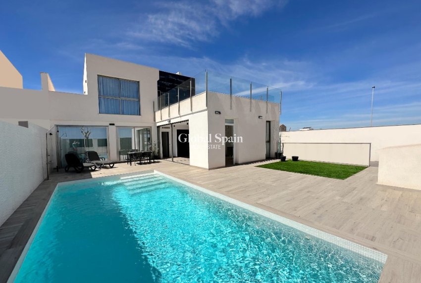 New Build - Villa -
CARTAGENA - Los Belones