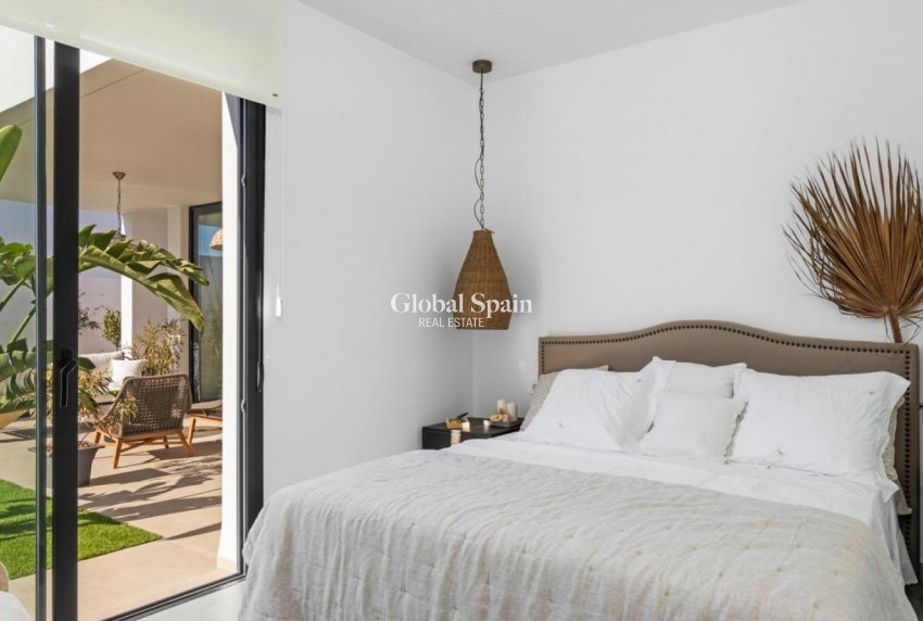 New Build - VILLA -
CARTAGENA - Mar de Cristal