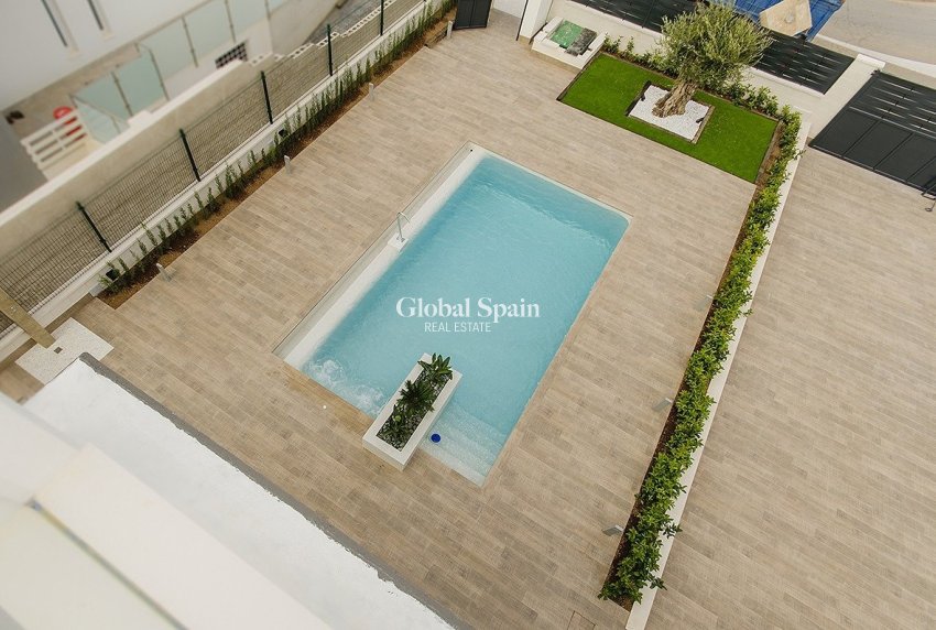 New Build - VILLA -
CARTAGENA - Playa honda