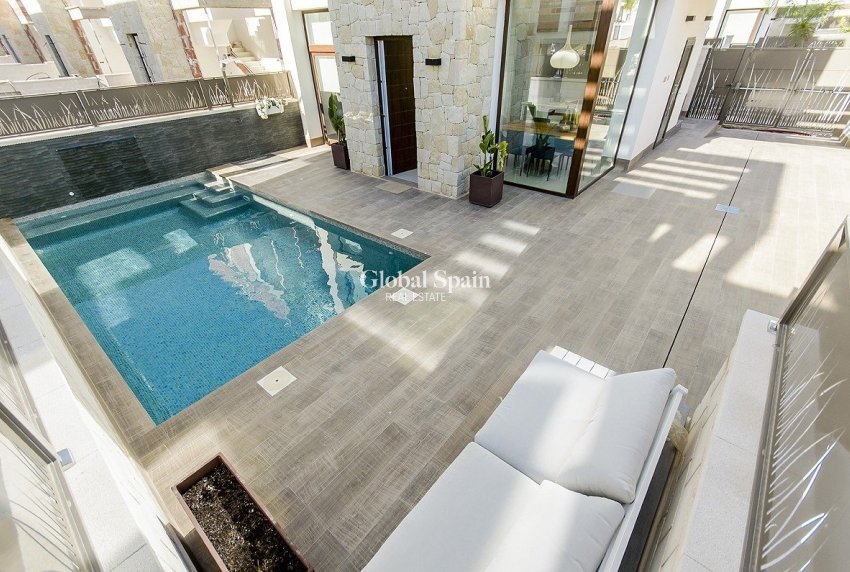 New Build - VILLA -
CARTAGENA - Playa honda