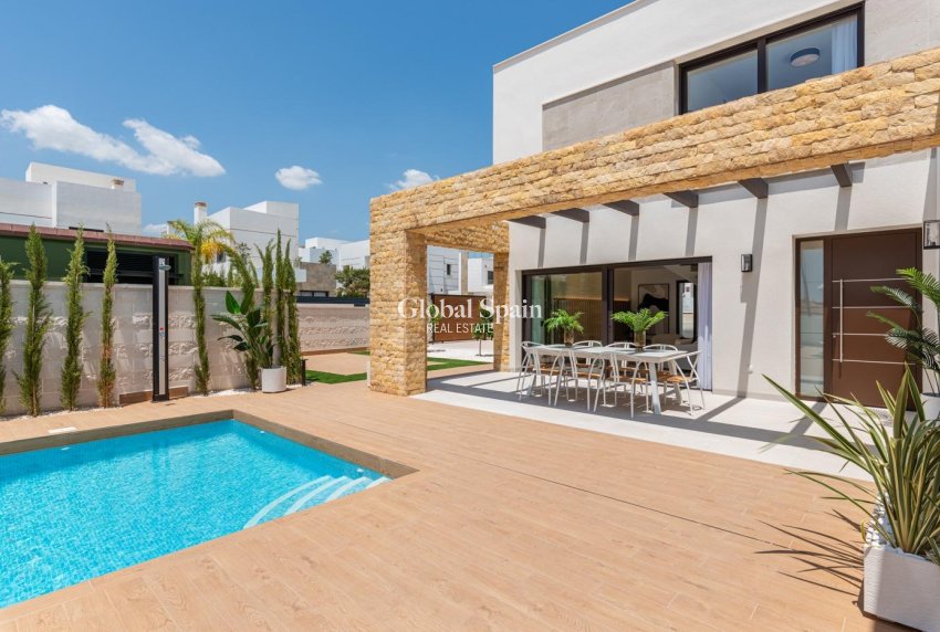 New Build - Villa -
CIUDAD QUESADA